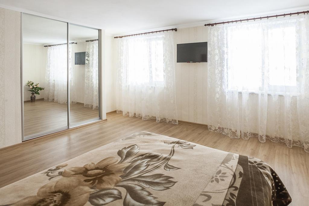 Apartment On Zhukovskogo Οδησσός Εξωτερικό φωτογραφία