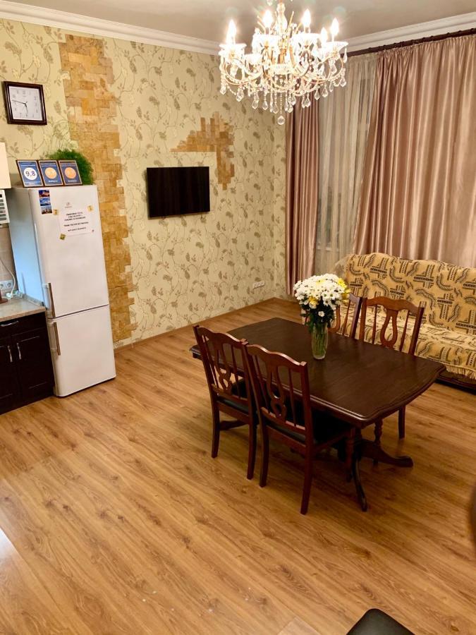Apartment On Zhukovskogo Οδησσός Εξωτερικό φωτογραφία