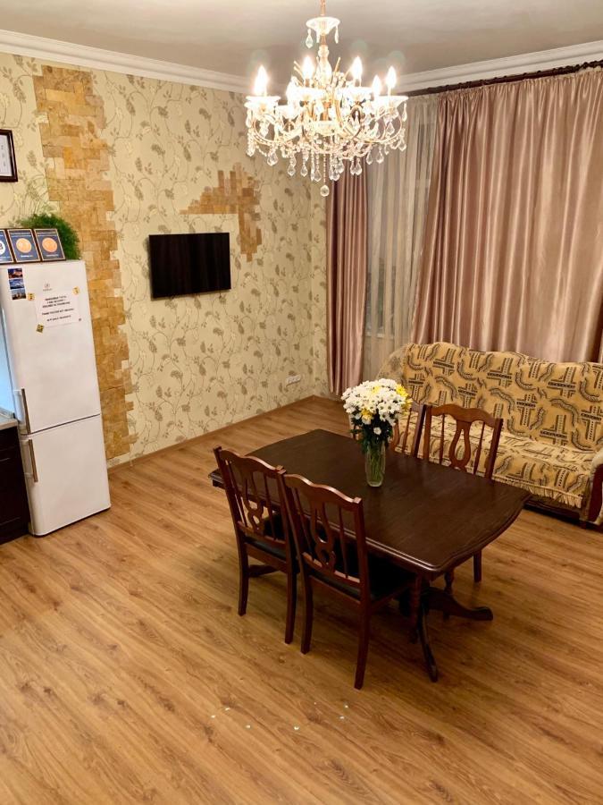 Apartment On Zhukovskogo Οδησσός Εξωτερικό φωτογραφία